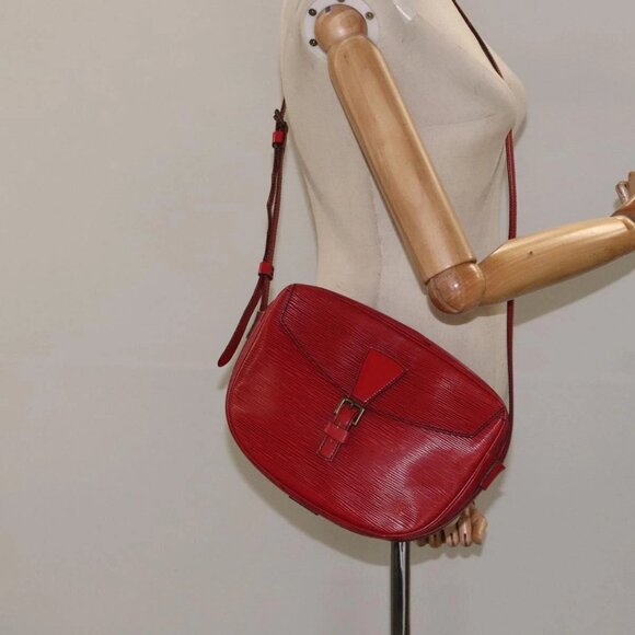 LOUIS VUITTON Epi Jeune Fille MM Shoulder Bag Red M52157 LV Auth 120142 - Picture 3 of 16
